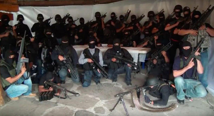 Los Matazetas o Cártel Jalisco Nueva Generación acusaron al anterior gobernador de Veracruz (PRI) de entregar el estado a Los Zetas. Imagen tomada de Youtube, VICE News