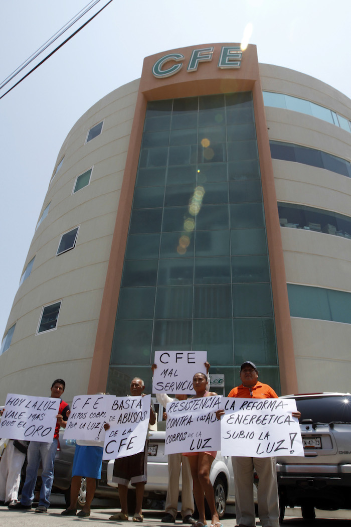 Anoche la CFE anunció un incremento a las tarifas eléctricas. Foto: Cuartoscuro