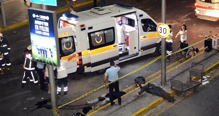 Ya El Jueves Había Habido Registros En Varios Barrios De Estambul Durante Los Que Fueron Arrestadas Personas Supuestamente Relacionadas Con El Estado Islámico ei Tres De Ellas Son Extranjeras Según Fuentes Gubernamentales Foto Efe