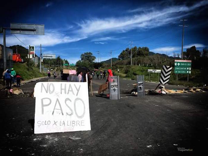 La CNTE reanudó bloqueos en Ciudad de México y Oaxaca. Foto: Twitter @KU_BANUH