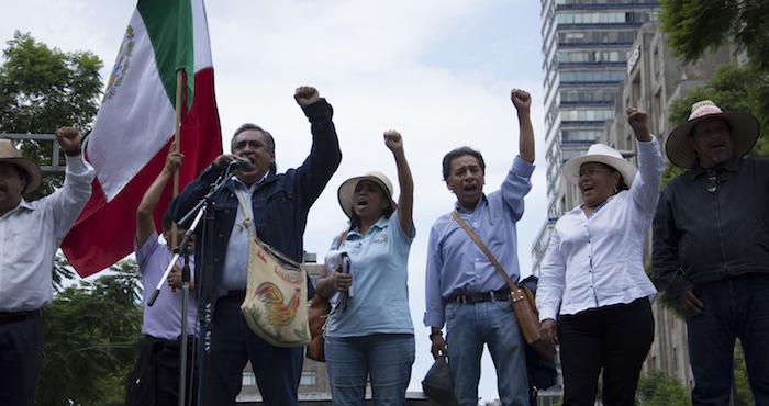 Maestros Disidentes De La Coordinadora Nacional De Trabajadores De La Educación Marchan En La Ciudad De México Foto Cuartoscuro