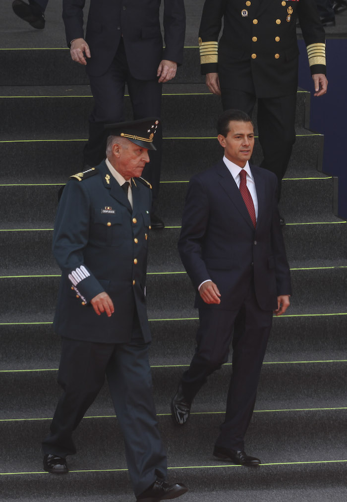  El Presidente Enrique Peña Nieto continuó la fallida estrategia contra el crimen organizado de Calderón, apuntaron especialistas. Foto: Cuartoscuro