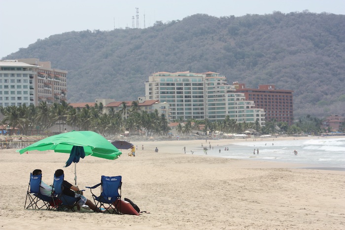 Una playa de Ixtapa Zihuatanejo. Foto: Cuartoscuro. 