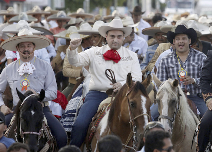 El Gobernador Roberto Borge Angulo gozará de 15 años la protección de escoltas pagados por el estado. Foto: Cuartoscuro