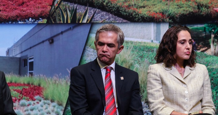 El Jefe De Gobierno De La Ciudad De México Miguel Ángel Mancera Y La Titular De La Semar Tanya Müller Foto Cuartoscuroarchivo