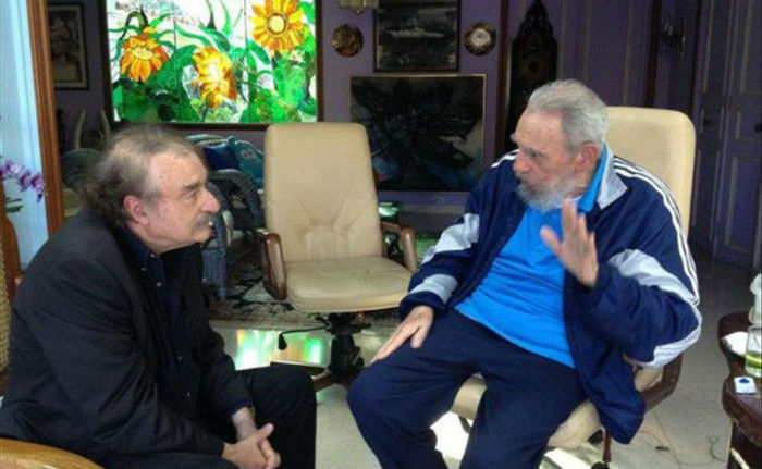 Fidel Castro En Una Imagen De Junto Al Escritor Español Ignacio Ramonet Foto Cubadebate