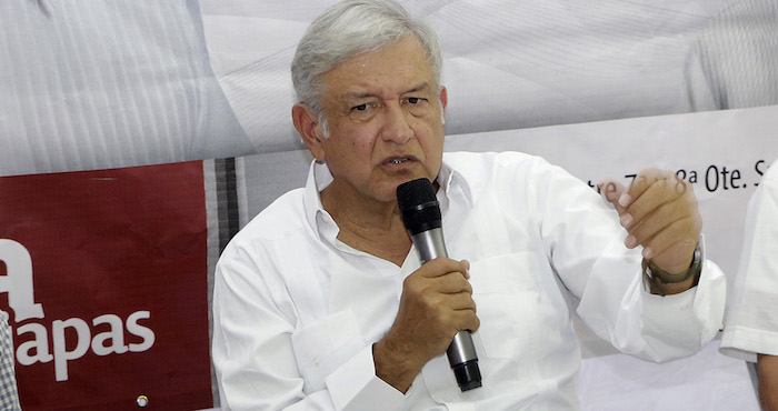 La Verdad Es Que El Tabasqueño No Es Ni Una Cosa Ni Otra Está Muy Lejos Del Chavismo no Tiene Ni La Fuerza Discursiva Ni La Visión Megalómana De Chávez Y Más Lejos Aún De Trump andrés Manuel Ni Es De Derecha Ni Es Xenófobo Foto Cuartoscuro