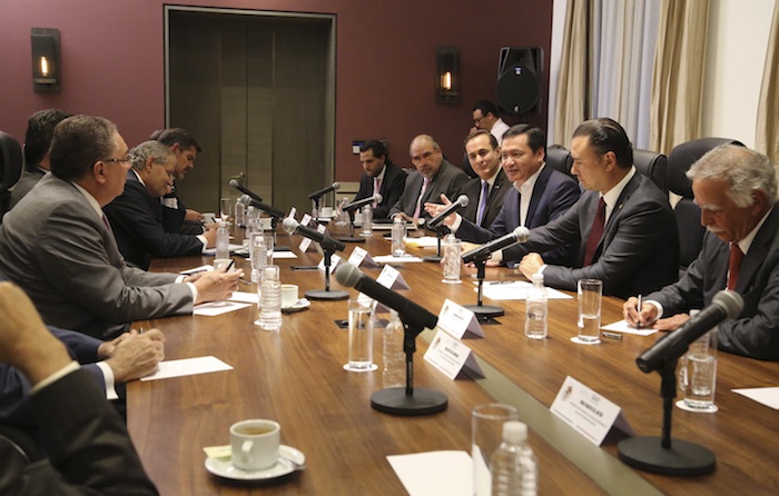 El Secretario De Gobernación Miguel Ángel Osorio Chong Se Reunió Con Empresarios Foto Cuartoscuro