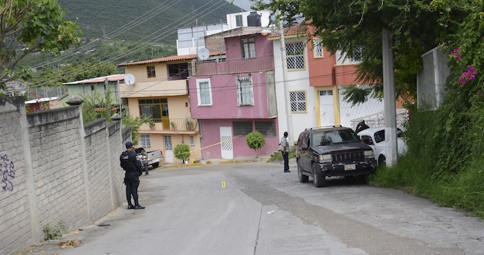 nte la inseguridad de que se vive en el municipio de Chilpancingo, Guerrero, Adrián Alarcón Ríos solicitó una reunión con el general Raúl Gámez Segovia, sin embargo, él se negó “se hizo el enojado y se negó a reunirse nuevamente con el sector empresarial capitalino, alzamos la voz y se molestan, nos callamos y nos ignoran”, dijo. Foto: Cuartoscuro 