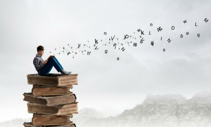 La Pasión De Las Primeras Lecturas Foto Shutterstock