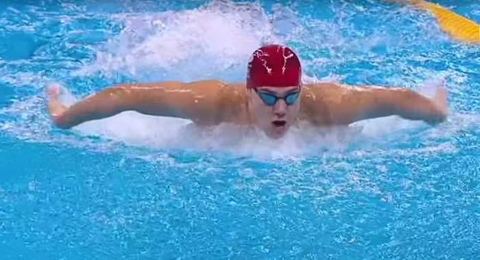 El mexicano Long Yuan Miguel Gutiérrez Feng quedó fuera de las semifinales, luego de obtener el puesto 32 en la ronda eliminatoria de 100 metros mariposa. Foto: Especial.