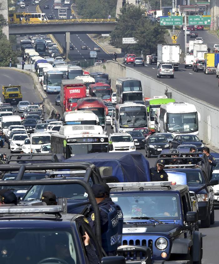 Se Espera Que En Las Próximas Horas El Tránsito Se Intensifique En Los Accesos Carreteros De México En La Imegen La Entrada De La Autopista México toluca Foto Armando Monroy Archivo Cuartoscuro