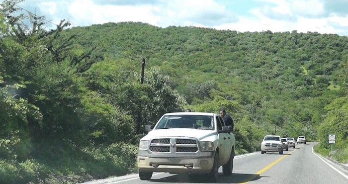 Policia De Guerrero Entro Este Domingo Por Segunda Ocacion a Michoacán En Busqueda De Los Asesinos Del Presdente Munisipal Ambrosio Soto Foto El Sur