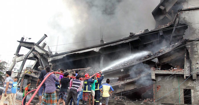 Explosión De Fábrica En Bangladesh Foto Efe