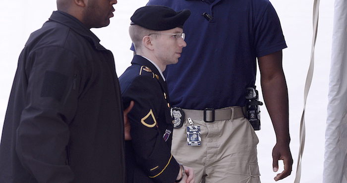 Bradley Manning a Su Llegada a Los Juzgados De Fort George G Meade Maryland Eu Foto Efe