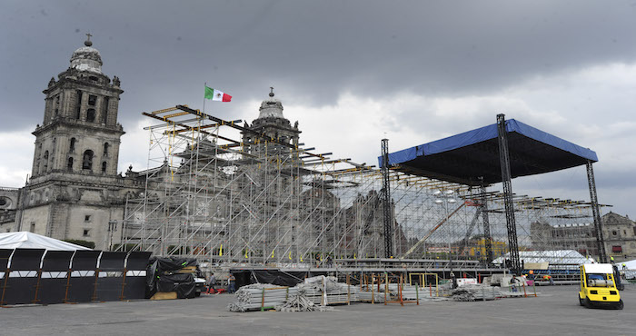 Ya Se Instala El Escenario Donde Se Presentará Roger Waters Foto Cuartoscuroantonio Cruz