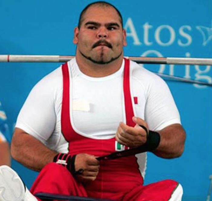 José De Jesús Castillo Medalla De Bronce En Levantamiento De Potencia Foto conadis mx