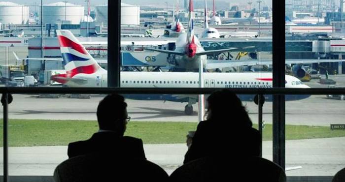 Foto Facebook Aeropuerto De Heathrow