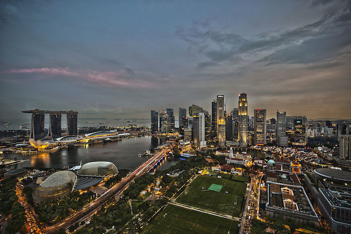 El Panorama Urbano De Singapur Foto Wikimedia Commons