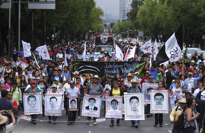 El Caso De Los Desaparecidos De Ayotzinapa Se Conviritió En El Símbolo De Las Desapariciones Del Sexenio Foto Cuartoscuro