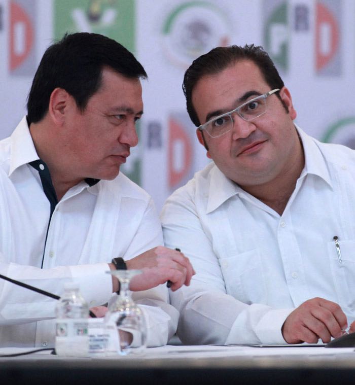 Miguel Ángel Osorio Chong [izquierda] y Javier Duarte [derecha]. Foto: Cuartoscuro