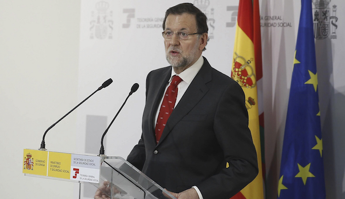 Presidente Del Gobierno Español En Funciones Mariano Rajoy Foto Moncloacuartoscurocom