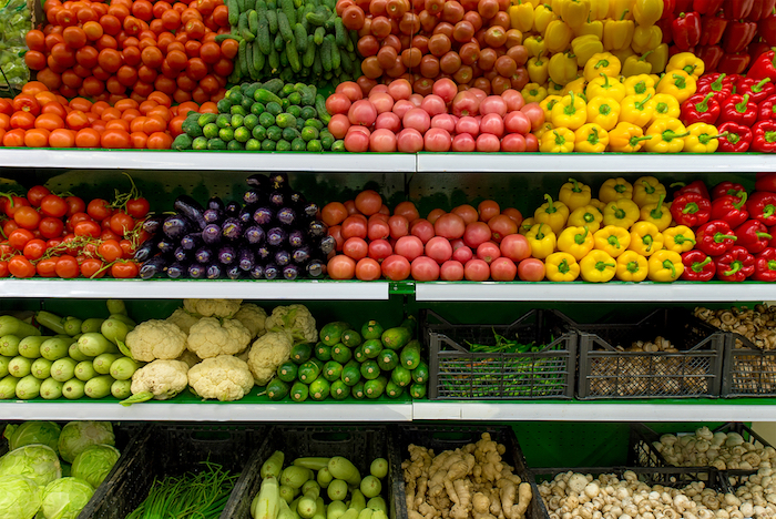 En el supermercado es fácil encontrar distintas variedades de alimentos, pero muchos de ellos son importados. Foto: Shutterstock