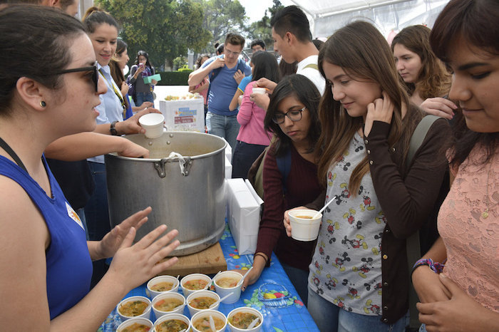 disco Sopa En Ciencias Químicas Se Alimentó a Más De Estudiantes Gracias a Mermas Donadas Foto Vanguardia