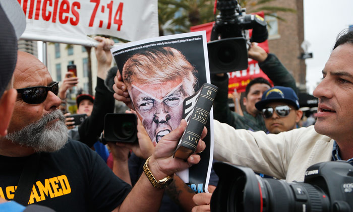 Fanáticos De Trump Foto Ap