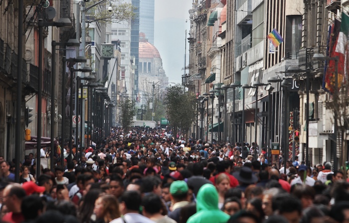 Vista de la calle Francisco I. Madero del Centro Histórico de la Ciudad de México. Foto: Cuartoscuro 