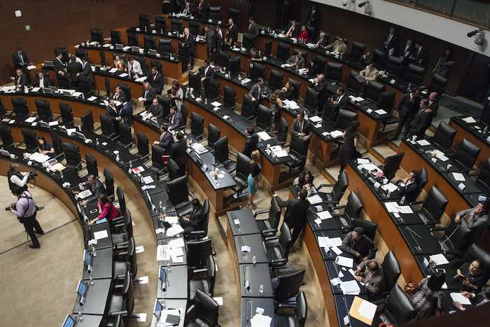 Durante La Sesión Del De Octubre Los Senadores Del Prd No Se Percataron Que Que Estaban Siendo Grabados Foto Cuartoscuro