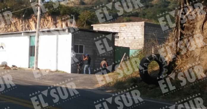 Hoy En Tierra Colorada Se Registraron Dos Enfrentamientos De Las Policías Comunitarias Foto El Sur