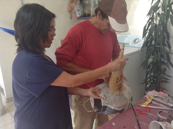 La Preparación De Las peñatas Tarda Varios Días Por El Secado De Las Piezas Foto Aldabi Olvera