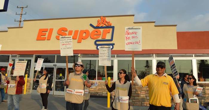 Los trabajadores se sienten profundamente insultados y están haciendo todo lo que está en su poder para boicotear la empresa. Foto: UFCW.