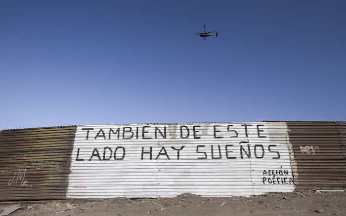 De acuerdo con el Instituro de Políticas Migratorias estadounidense (MPI por sus siglas en inglés), al año 500 mil personas tratan de ingresar a Estados Unidos de manera ilegal. Foto: Christian Serna, Cuartoscuro.