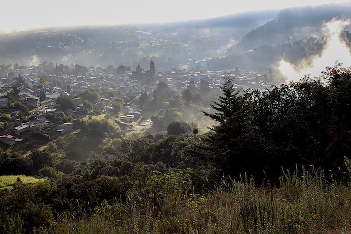 Una Vista Panorámica Del Pueblo Michoacano Foto Cuartoscuro