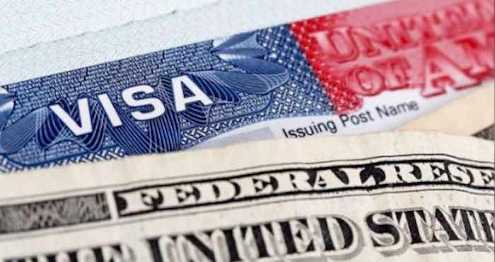 Imagen Parcial De Una Visa De Los Estados Unidos Obtenida Ilegalmente En Buzzghana Foto Global Voices