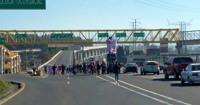 Bloqueo En La México toluca Foto Policía Federal