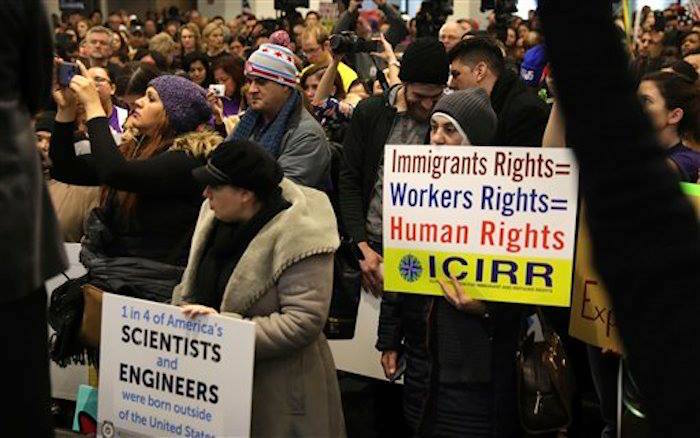 Manifestantes Realizan acto de las Naciones Unidas en Apoyo a los Derechos de los Inmigrantes, Chicago, Foto: EFE