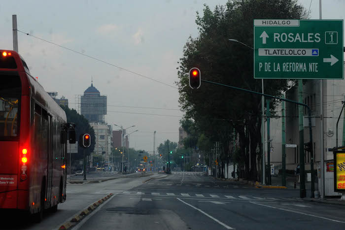 La mañana de este 1 de enero, el Valle de México registró en algunas zonas mala y regular calidad del aire. Foto: Cuartoscuro 