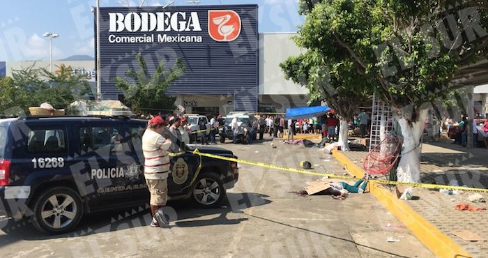 Las Seis Personas Vendían En Un Tianguis De Zapata Acapulco Foto El Sur