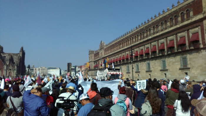 Esta tarde, en el Zócalo de la CdMx. Foto: Juan Luis García, SinEmbargo