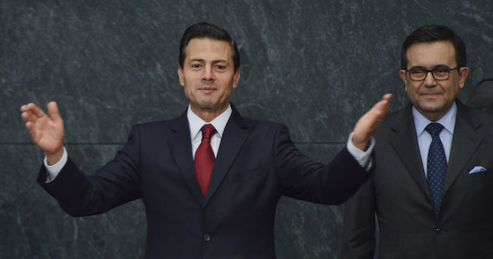 Un Estadista No Estaría Jugando Golf Mientras Los Ciudadanos Protestaban Prácticamente En Todo El País Foto Cuartoscuro