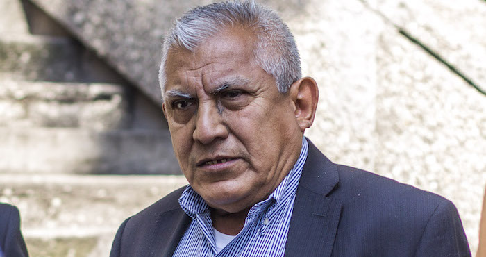 José Luis Hernández director de la Escuela Normal Rural Isidro Burgos en Ayotzinapa, se presentó a declarar alrededor de las 10:30 hrs. en las instalaciones de la SEIDO. Foto: Cuartoscuro