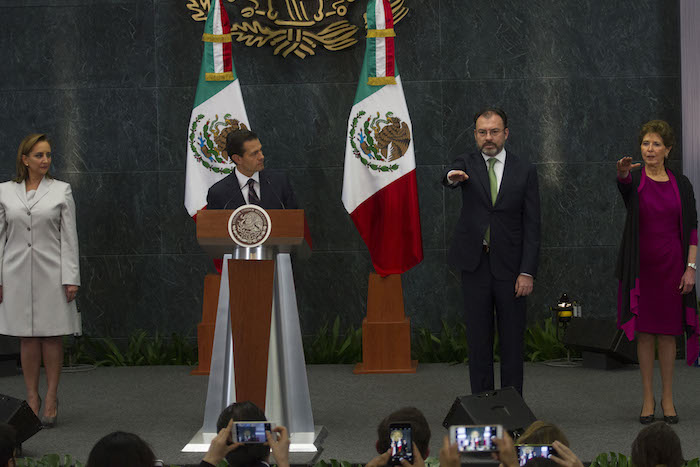 El pasado 4 de enero, María Cristina García Cepeda tomó protesta como nueva Secretaria de Cultura, junto con Luis Videgaray Caso, quien ahora funge como titular de la SRE. Foto: Cuartoscuro 