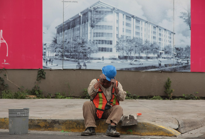 Las Carreras Centradas En El Cuidado Como Los Docentes Las Enfermeras Y Trabajadores Sociales Son Las Que Tienen Un Mayor índice De Personas Con El Síndrome Foto Marco Polo Guzmán Hernandez Cuartoscuro