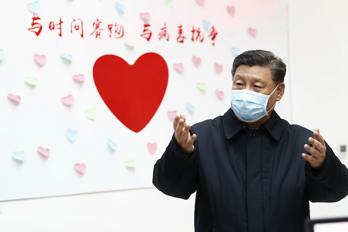 El Presidente de China, Xi Jinping, durante una inspección a un centro de salud en Beijing, el 10 de febrero de 2020. Foto: Liu Bin/Xinhua vía AP, File