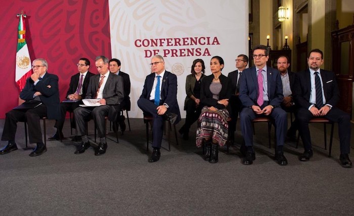 El equipo de expertos convocado por las autoridades federales. Foto: Gobierno de México