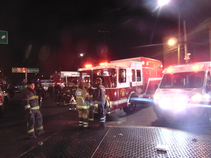 También acudió personal del Heroico Cuerpo de Bomberos. Foto: Carlos Vargas, SinEmbargo