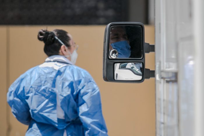 Personal médico del Hospital General de México continúan con sus labores para atender pacientes de COVID-19. 